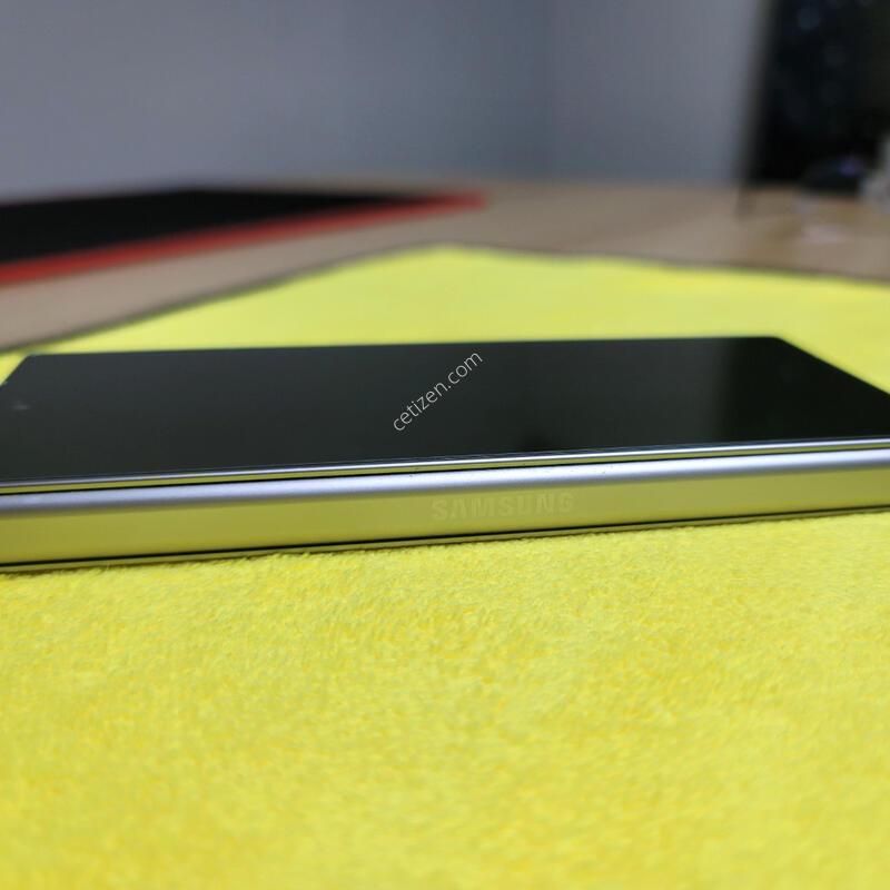 ������ Z����6 256GB Ǯ�ڽ� �ڱ��� �����