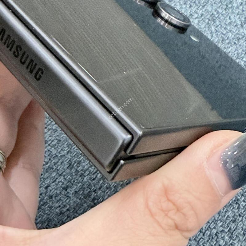 �ø�7 256GB