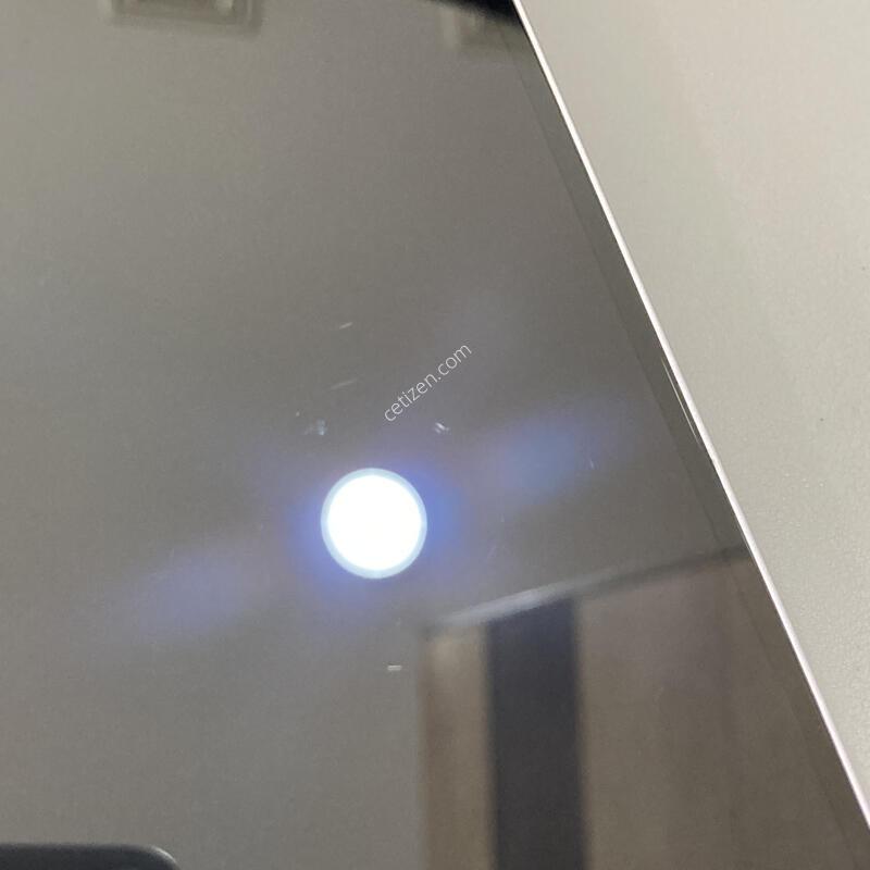 �����ϰ� �Ǹ��մϴ� / ������ 13 ��ũ 256G