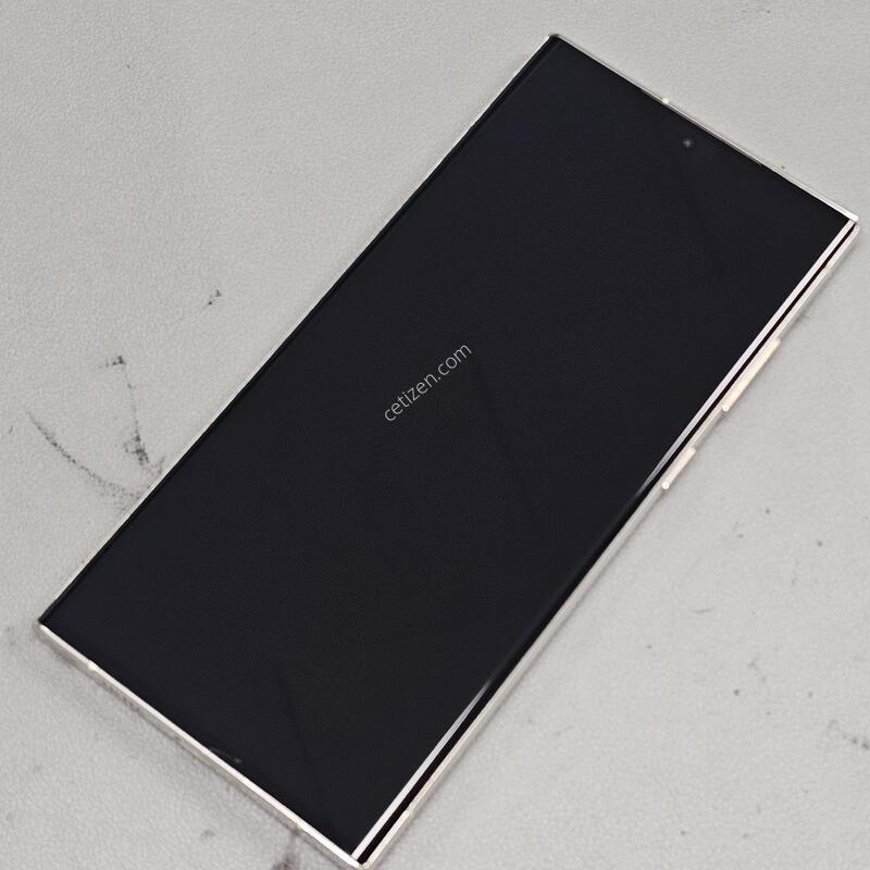 �Ｚ ������ S23��Ʈ�� 256GB ũ�� ������ ������ ������ �߰���~ ������ �Կ��� ��õ~!