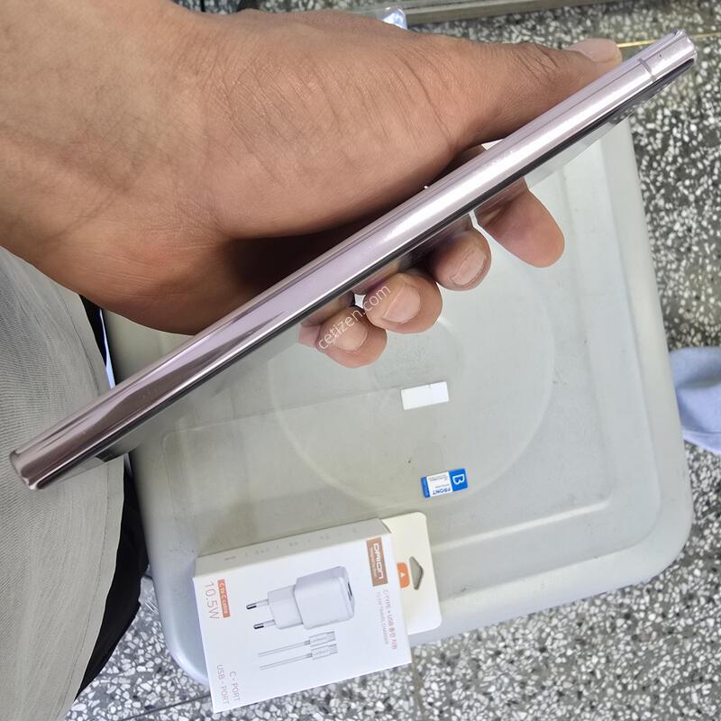U+ S23��Ʈ�� (S918) 512G �󺥴����� ����� �˴ϴ�