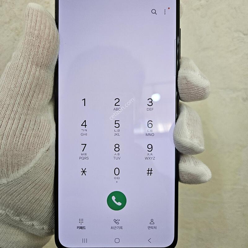 ������ S21�÷��� �������� �����մϴ�
