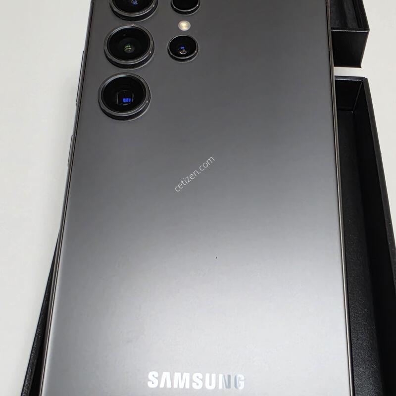 ������S24��Ʈ�� ƼŸ������256g �Ǹ��մϴ�.