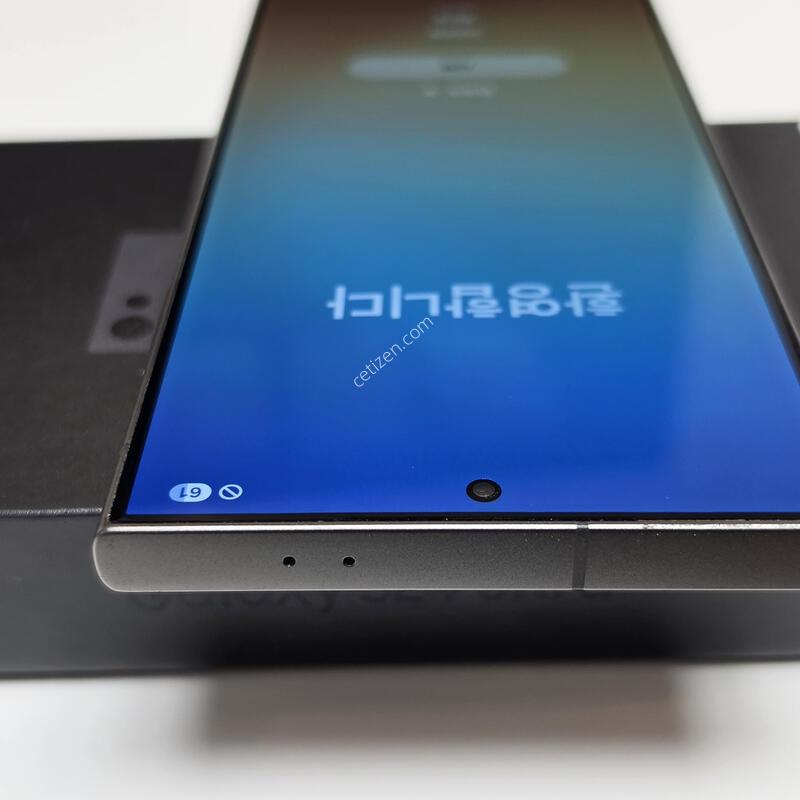������S24��Ʈ�� ƼŸ������256g �Ǹ��մϴ�.