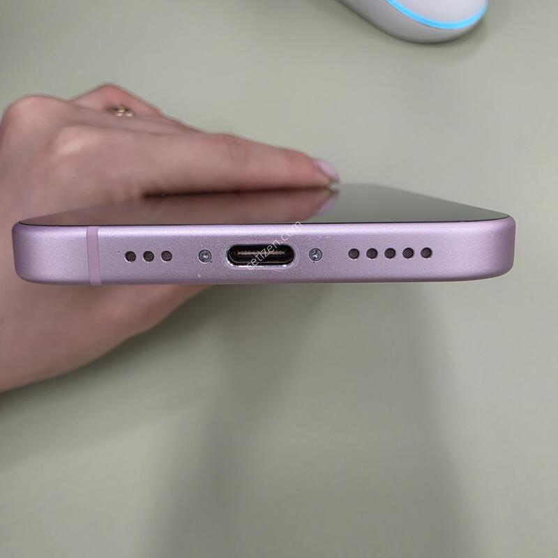 ������15 256GB