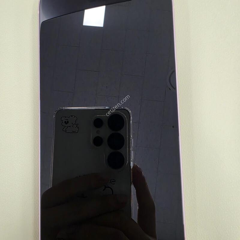 ������15 256GB