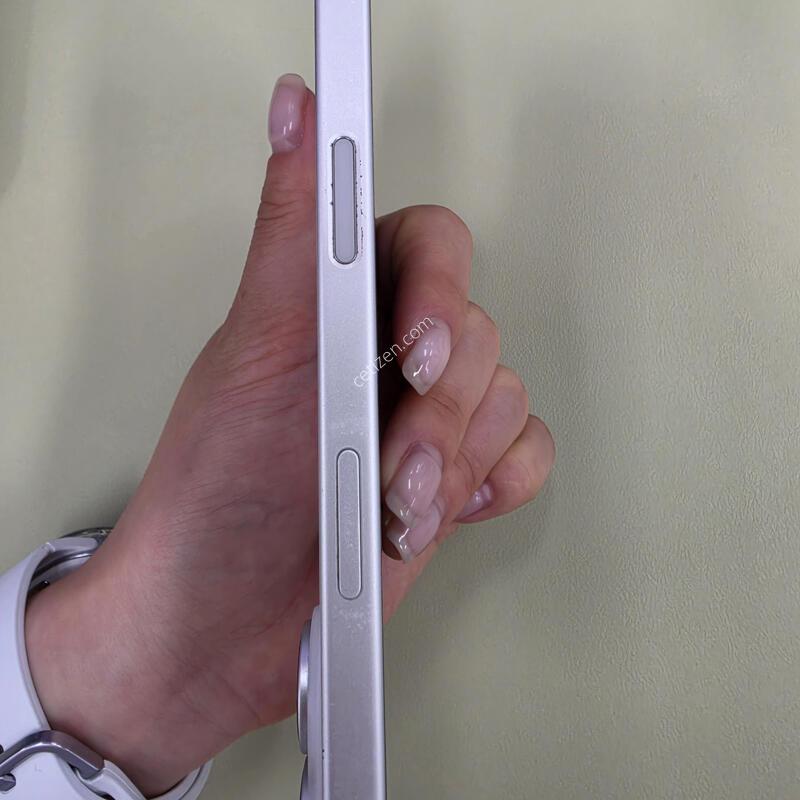 ������16 256GB