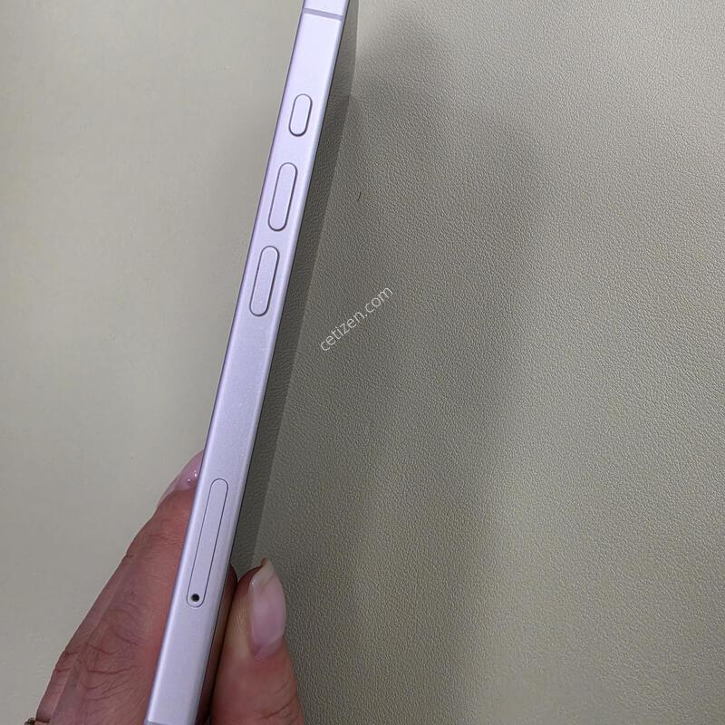 ������16 256GB