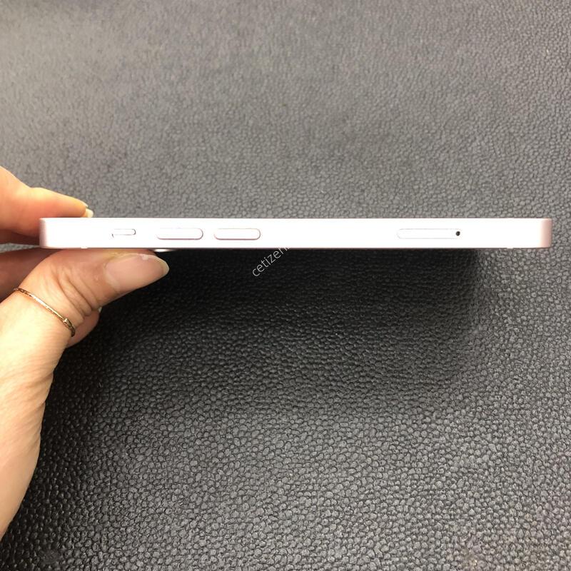 ������13�̴� ��ũ 128G,S��,���͸����� 80%