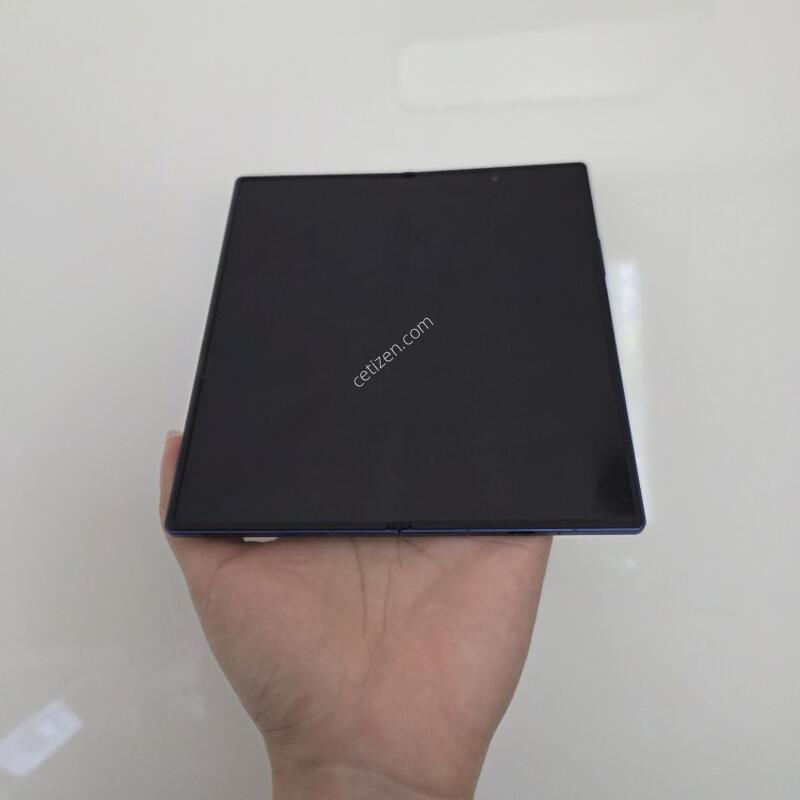 ������z����7 256G