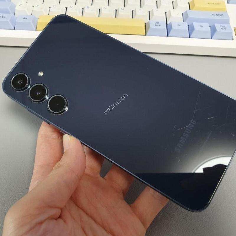 ������ ����5 / 128GB / ���̺�