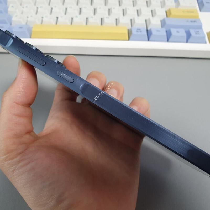 ������ ����5 / 128GB / ���̺�