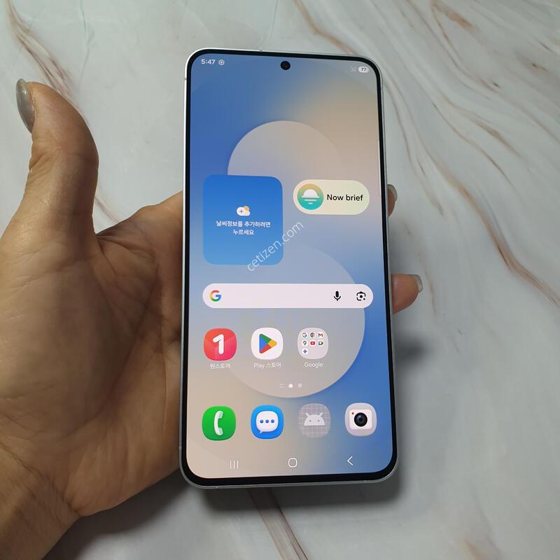 LG ������ S25FE ���� 256G S�� �Ǹ��մϴ�