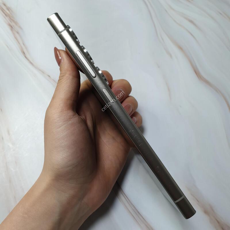 LG ������ S24��Ʈ�� ƼŸ���׷��� 256G S�� �Ǹ��մϴ�