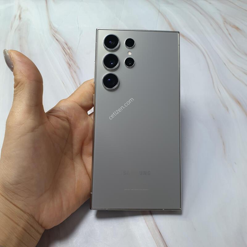 LG ������ S24��Ʈ�� ƼŸ���׷��� 256G S�� �Ǹ��մϴ�