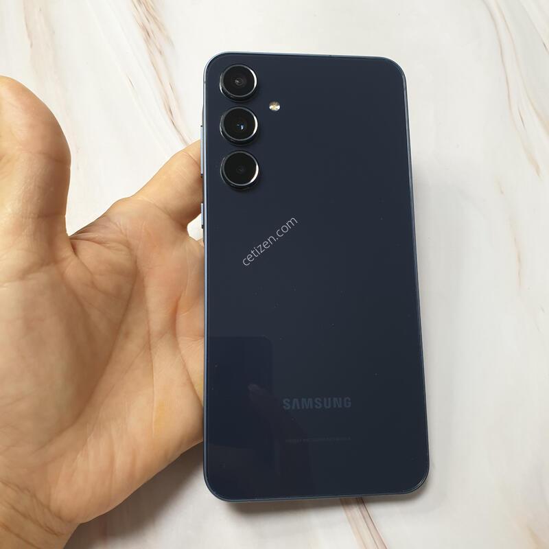 SK ������ ����5 ���̺� 128G S�� �Ǹ��մϴ�
