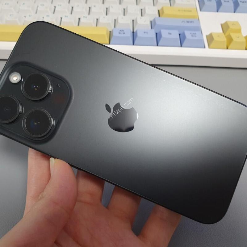 ������15 ���� / 256GB / ���� / ���͸����� 86%