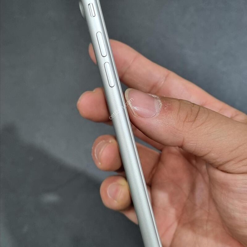 ������7 128GB �ǹ� ���͸� 100%