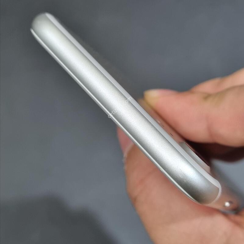 ������7 128GB �ǹ� ���͸� 100%