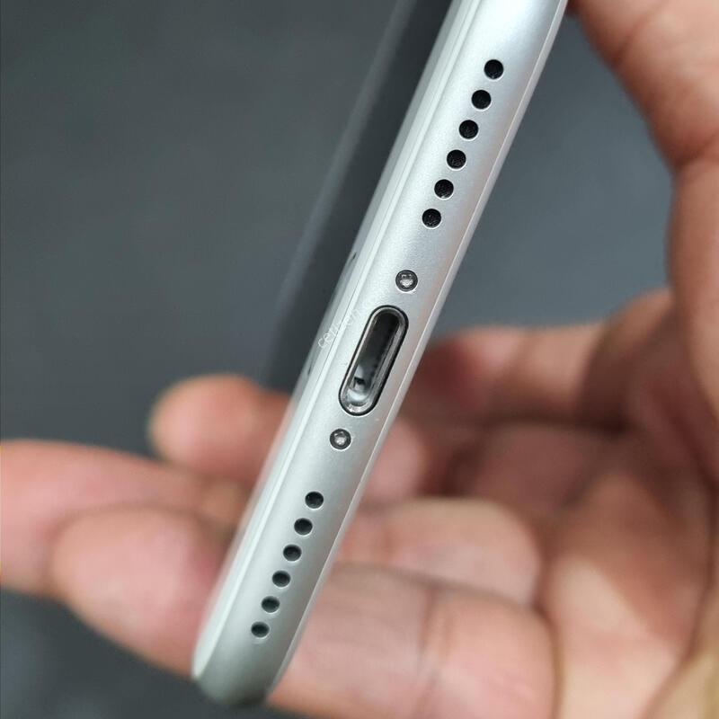 ������7 128GB �ǹ� ���͸� 100%