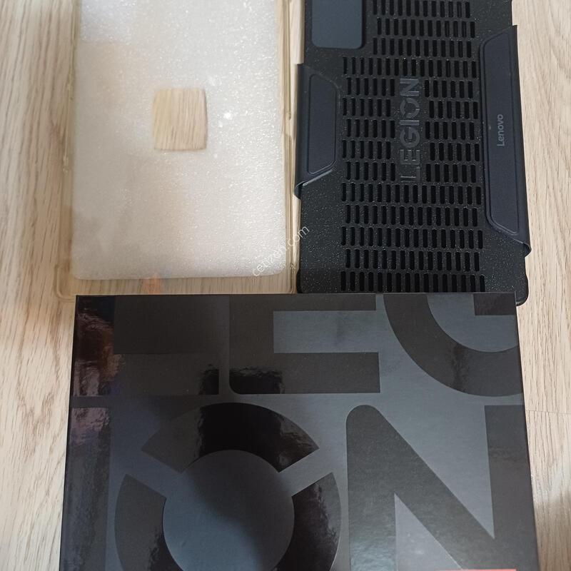 ����� y700 3���� 256�Ⱑ ����