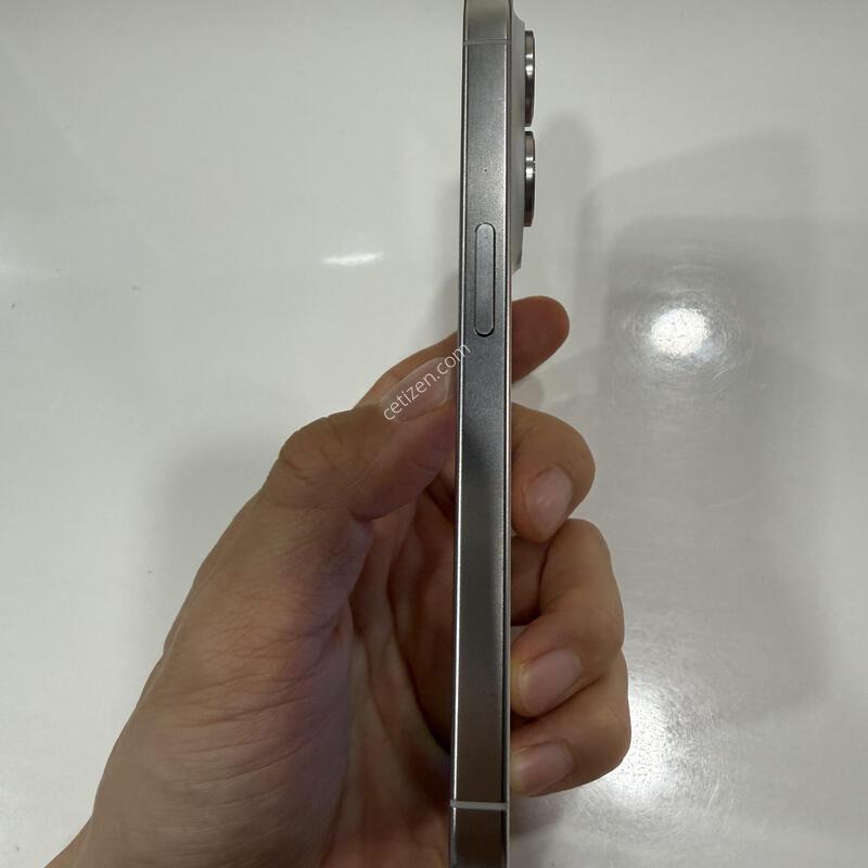 ������15���� ȭ��Ʈ 128G ���͸� 98% ��������