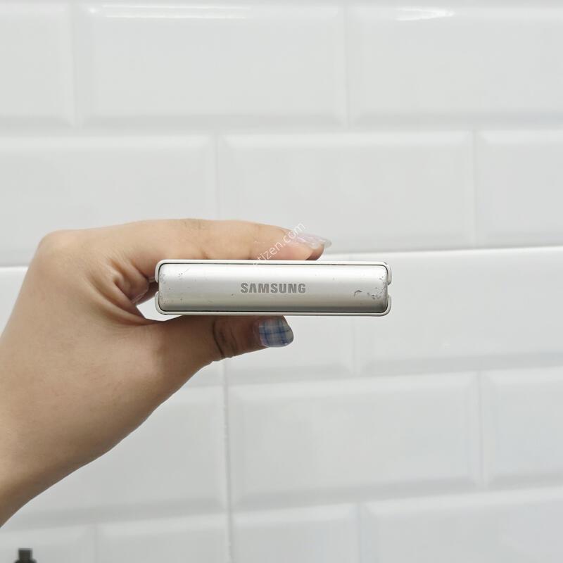 ������Z�ø�3 ũ�� 256GB