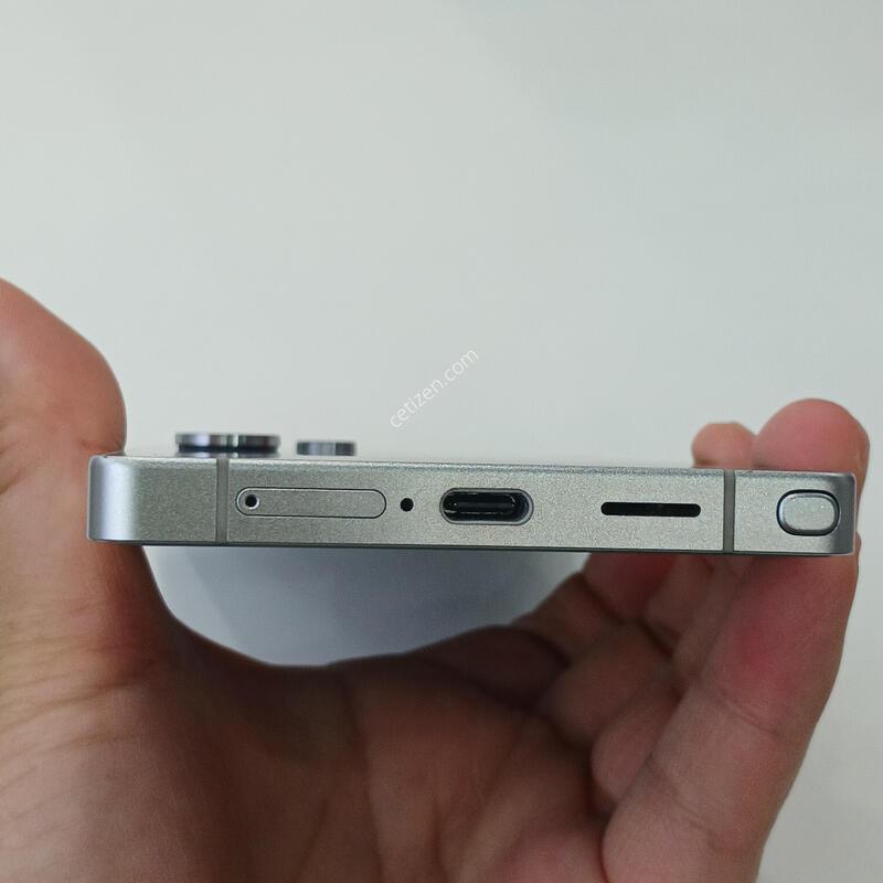 ������ S25 ƼŸ�� �ǹ����� 256GB