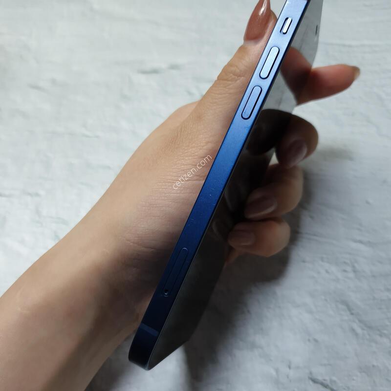 ������12 ���� 128G A�� �Ǹ��մϴ�
