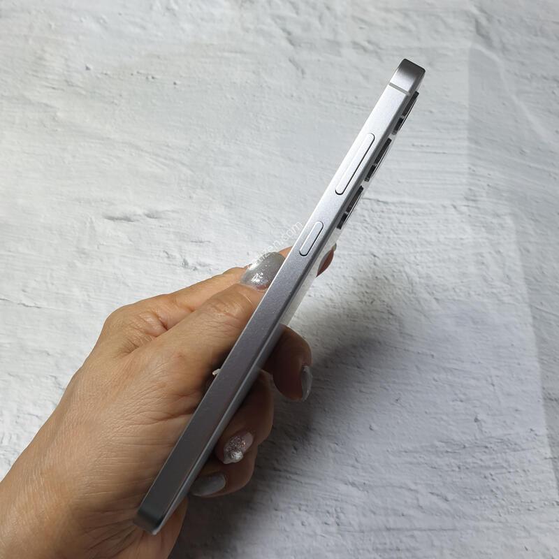 LG ������ S24+ �׷��� 256G S�� �Ǹ��մϴ�
