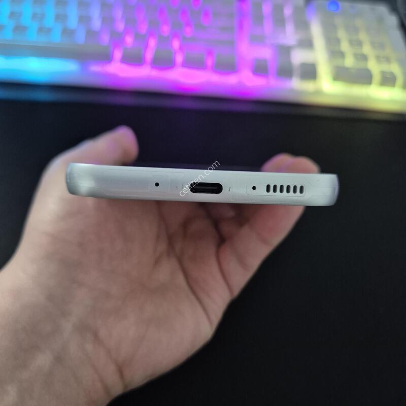 ������ ����4 ȭ��Ʈ 128G