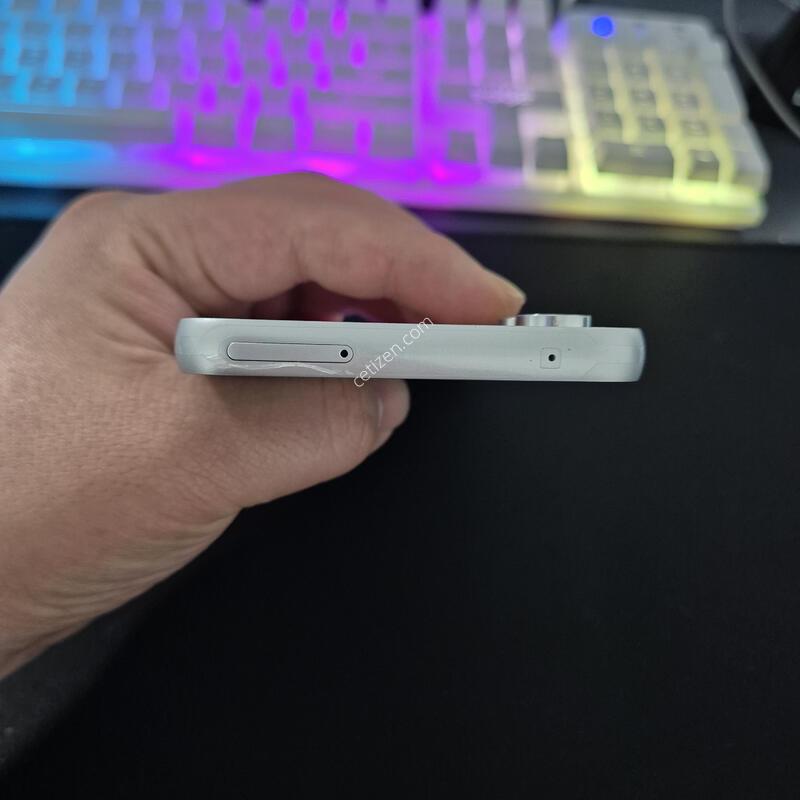 ������ ����4 ȭ��Ʈ 128G