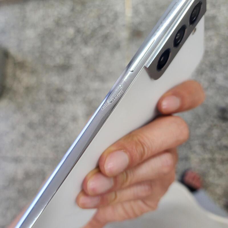 ������S22+�÷��� ȭ��Ʈ 256�Ⱑ ������ �����(�ܻ���� �����^^)