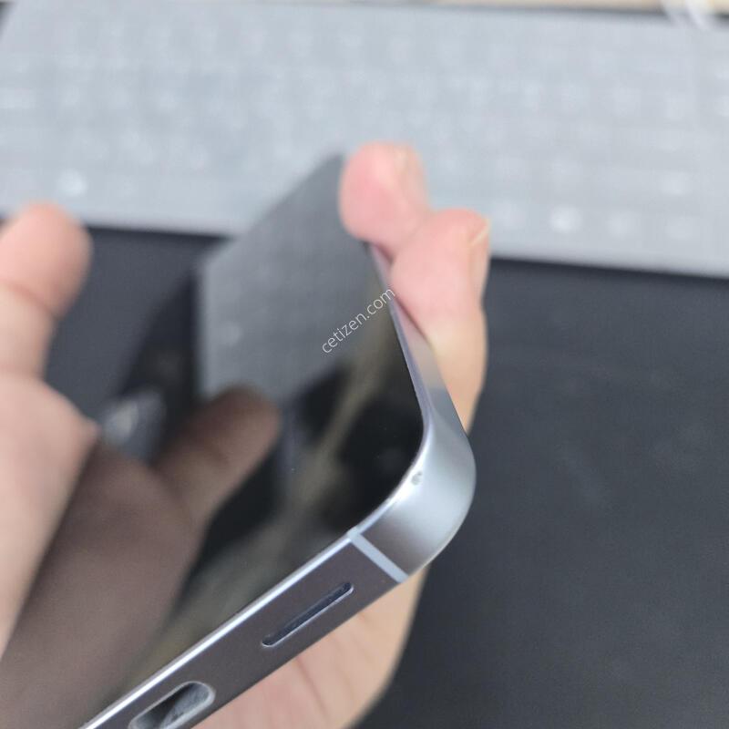 ������ S25 ���̽����� 512GB �����������ܻ�