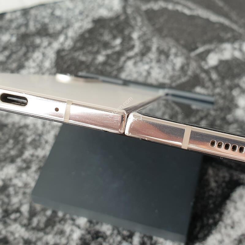 SK ������Z����4 (F936N) ��������� 256�Ⱑ (0450670)