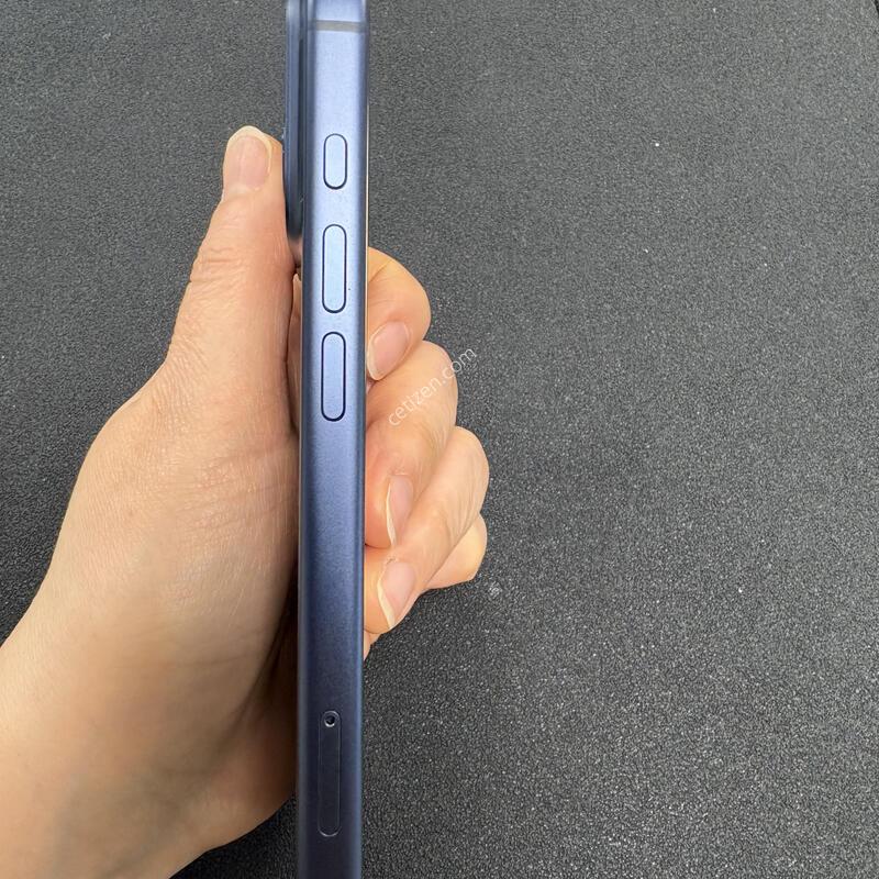 ������17 ����  256G(����) 26.4�� ������  SS�� �Ǹ��մϴ�.