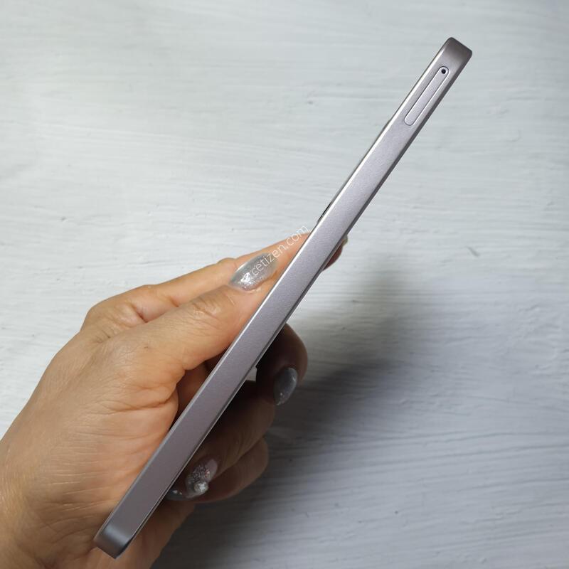 SK ������ ���̵�8 128G ����Ʈ��ũ S�� �Ǹ��մϴ�