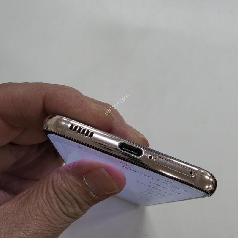 ������ S21���̿÷� ���ܻ� A��
