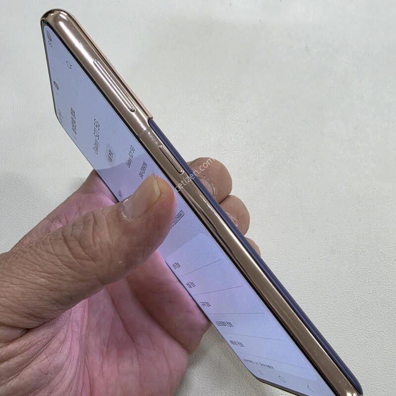 ������ S21���̿÷� ���ܻ� A��