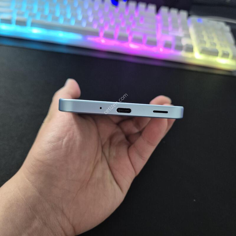 ������ A17 ���̽����� 128G