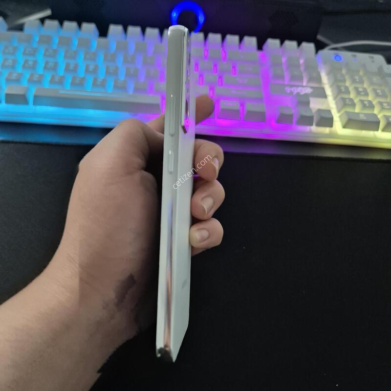 ������ S22 �÷��� ȭ��Ʈ 256G