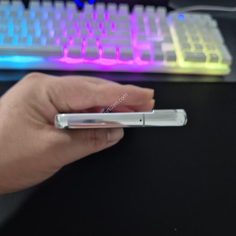������ S22 �÷��� ȭ��Ʈ 256G