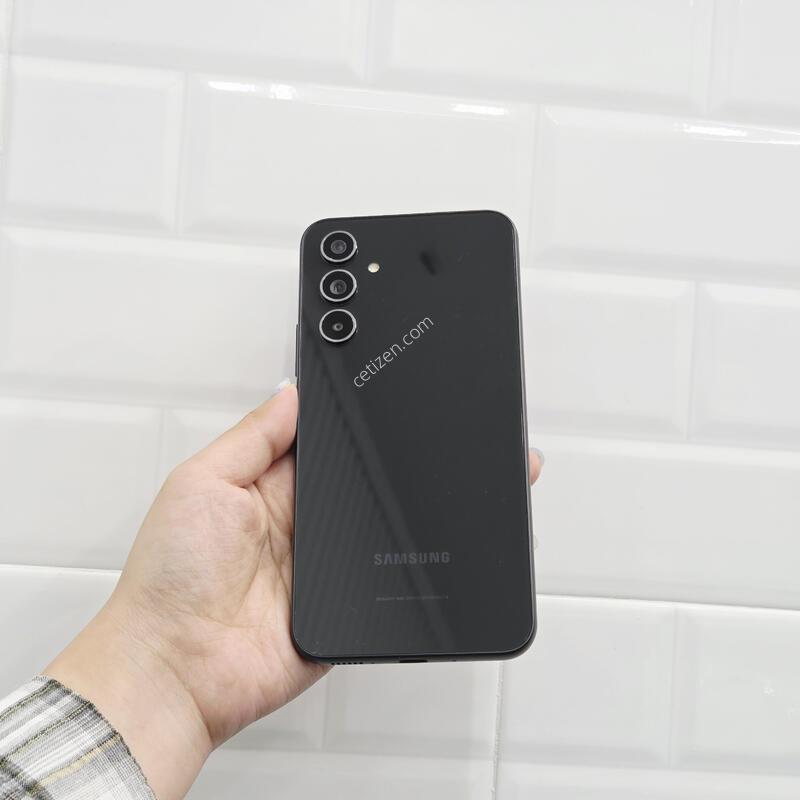 ����������4 128GB ���� A��