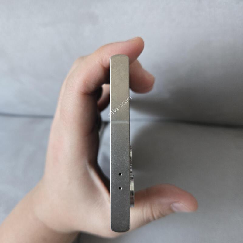 ������S24 ��Ʈ�� 256GB ƼŸ�� �׷���