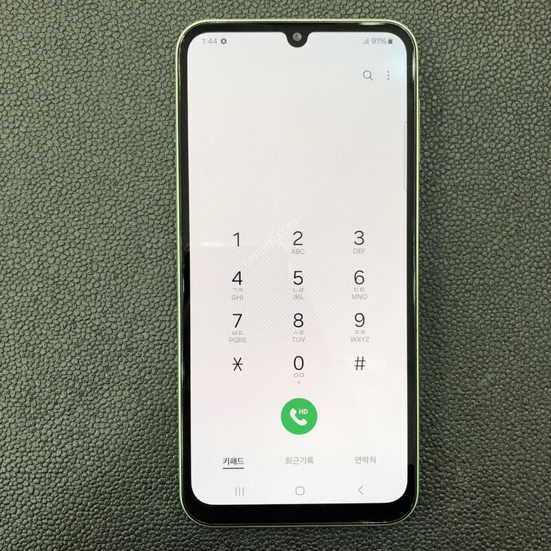 ������A24 �׸�,�ܰ� ƯƯA��