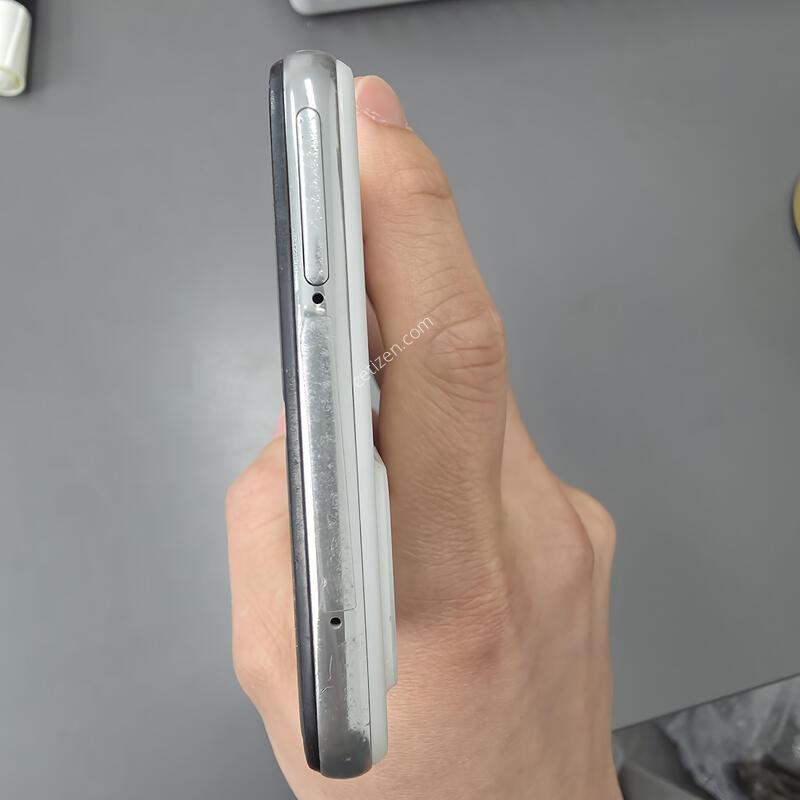 (1004)������a52s 128 �Ǹ��մϴ�