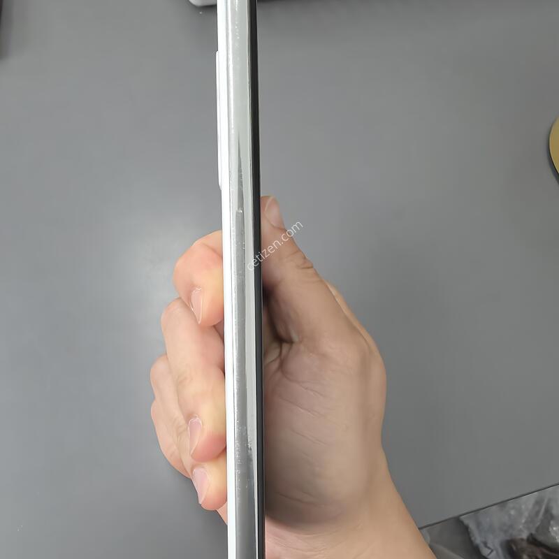 (1004)������a52s 128 �Ǹ��մϴ�