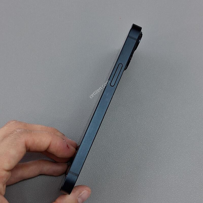 ������13�̴� 128GB ����