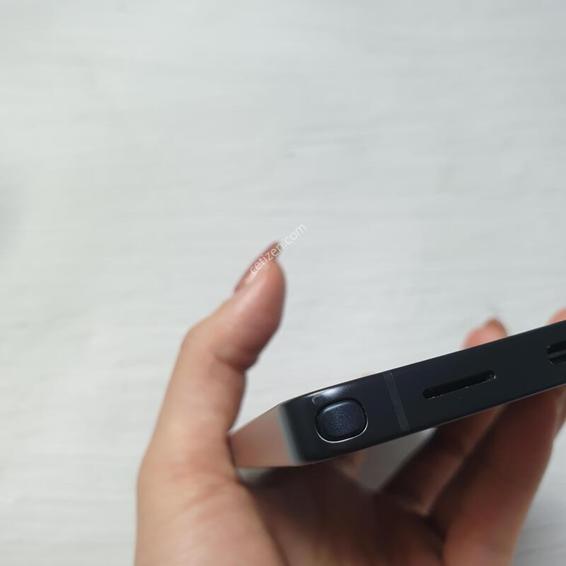 KT ������ S26��Ʈ�� ���� 256G S�� �Ǹ��մϴ�