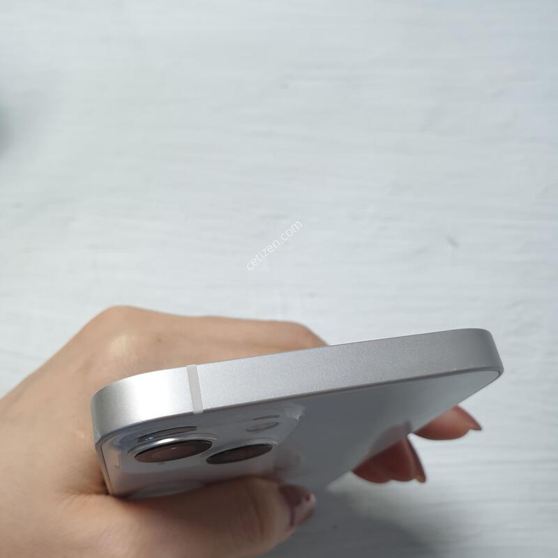 ������13 ȭ��Ʈ 128G ������ �Ǹ��մϴ�
